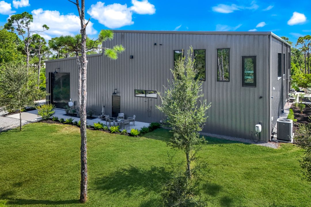 4412 Pinetree Blvd, Saint James City, FL 33956