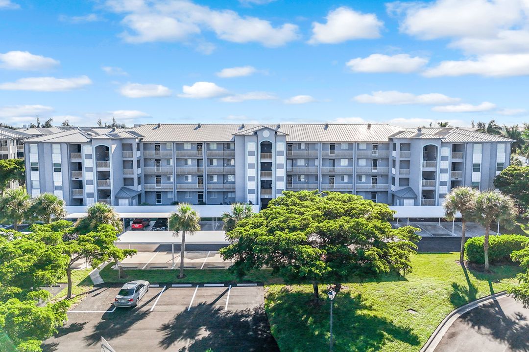 16685 Lake Cir Dr #1012, Fort Myers, FL 33908