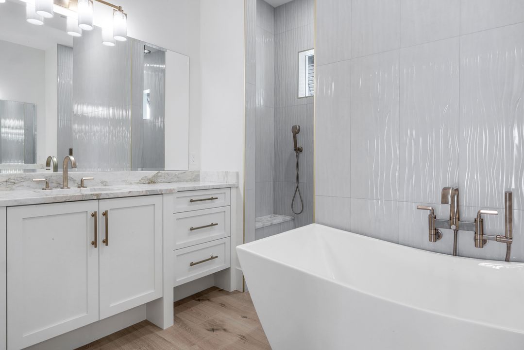 488 Capri Ct, Marco Island, FL 34145