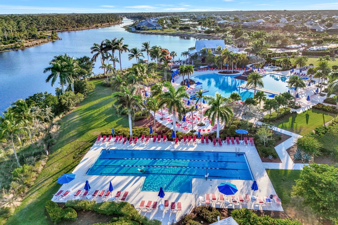 6348 Lyford Isle Dr, Naples, FL 34112