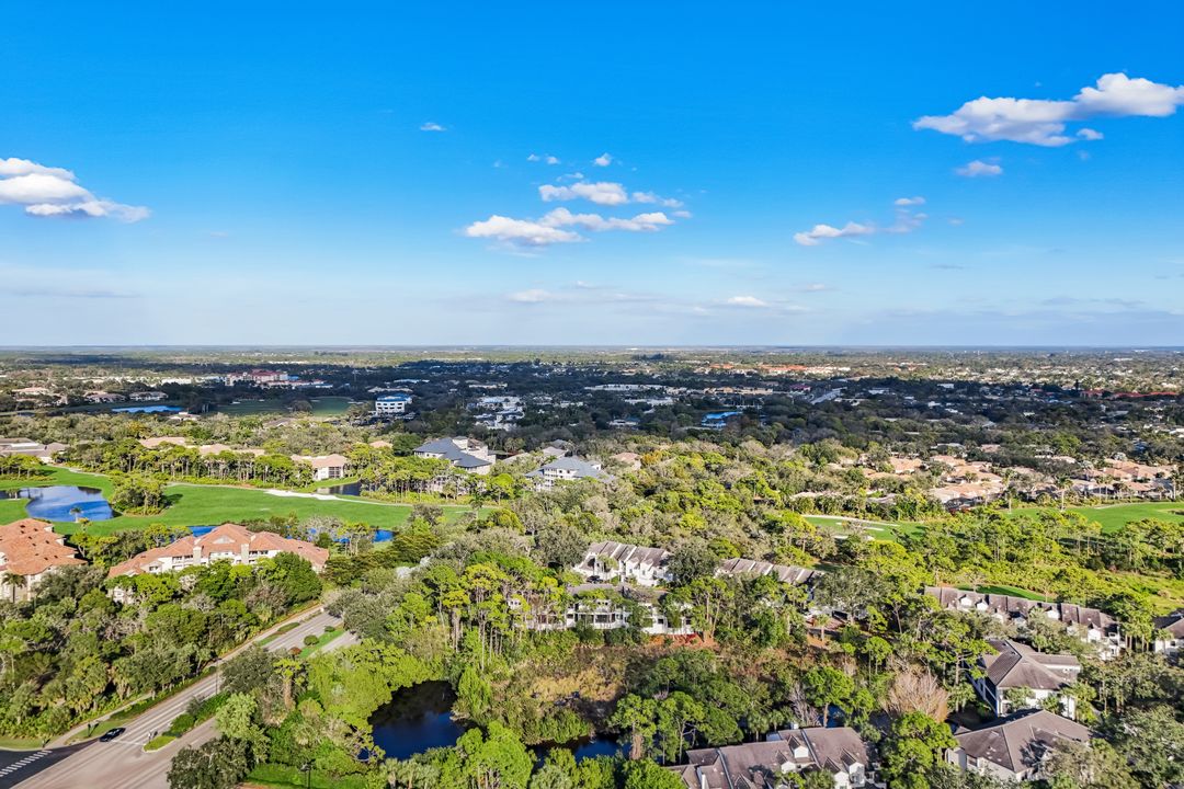 27100 Oakwood Lake Dr, Bonita Springs, FL 34134