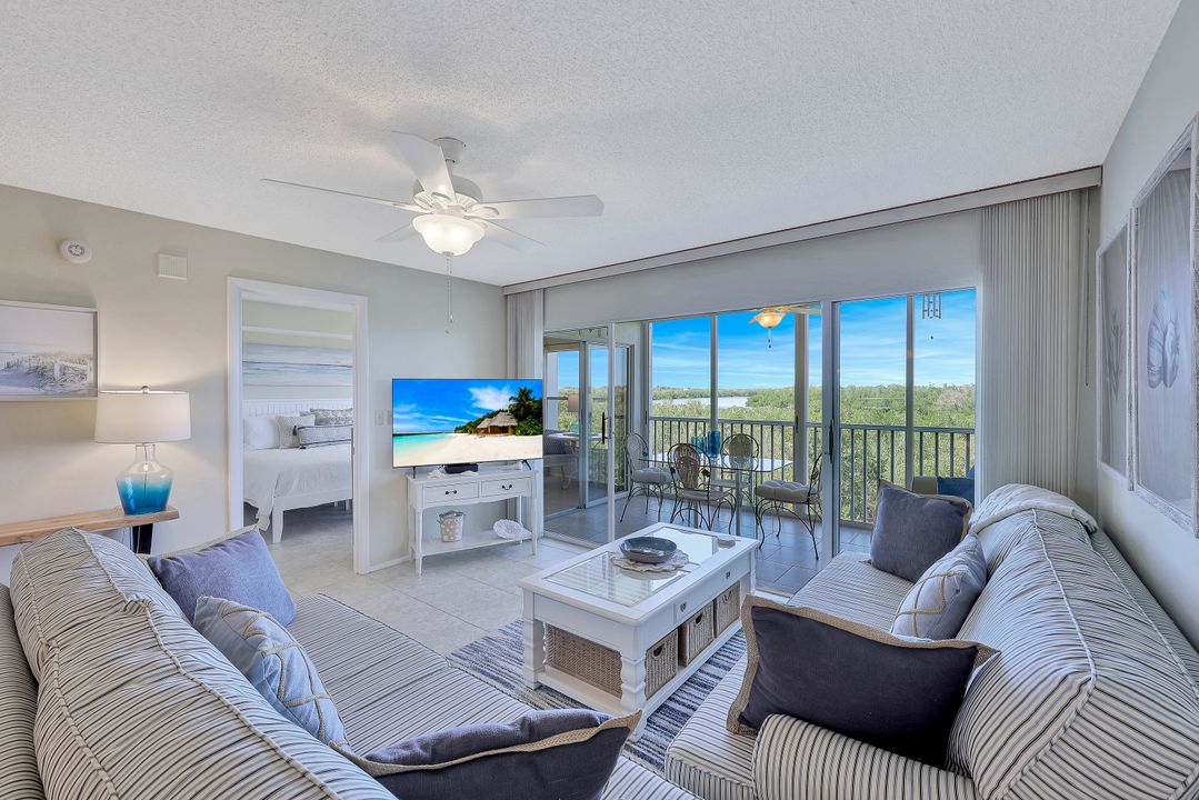 301 Stevens Landing Dr #C-301, Marco Island, FL 34145