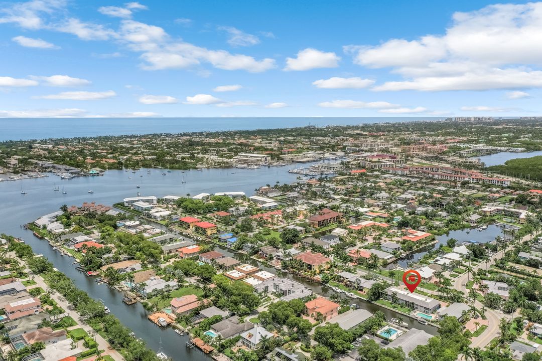 1605 Chesapeake Ave #4, Naples, FL 34102