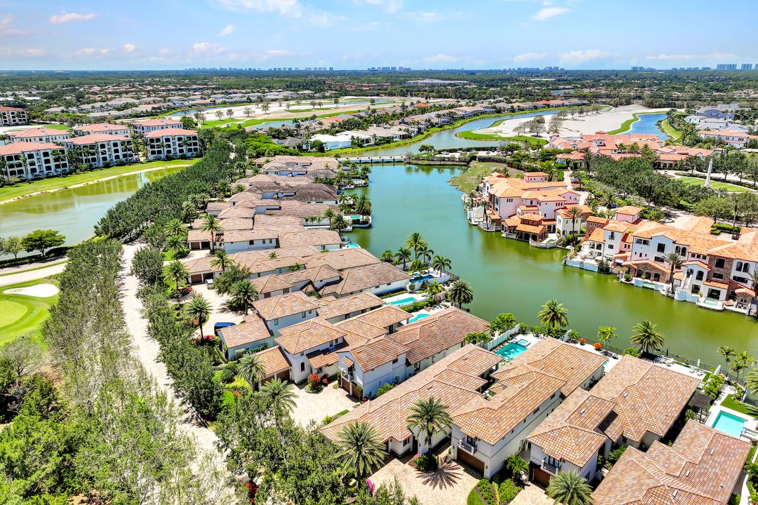 16504 Talis Park Dr, Naples, FL 34110