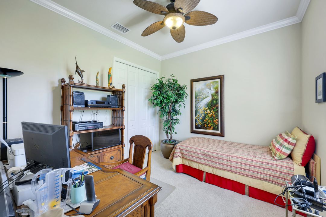 10026 Lions Bay Ct, Naples, FL 34120