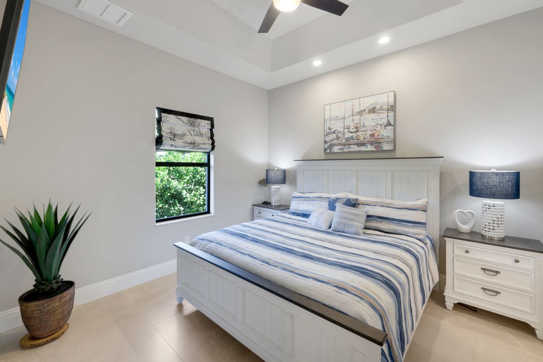 450 Pepperwood Ct, Marco Island, FL 34145