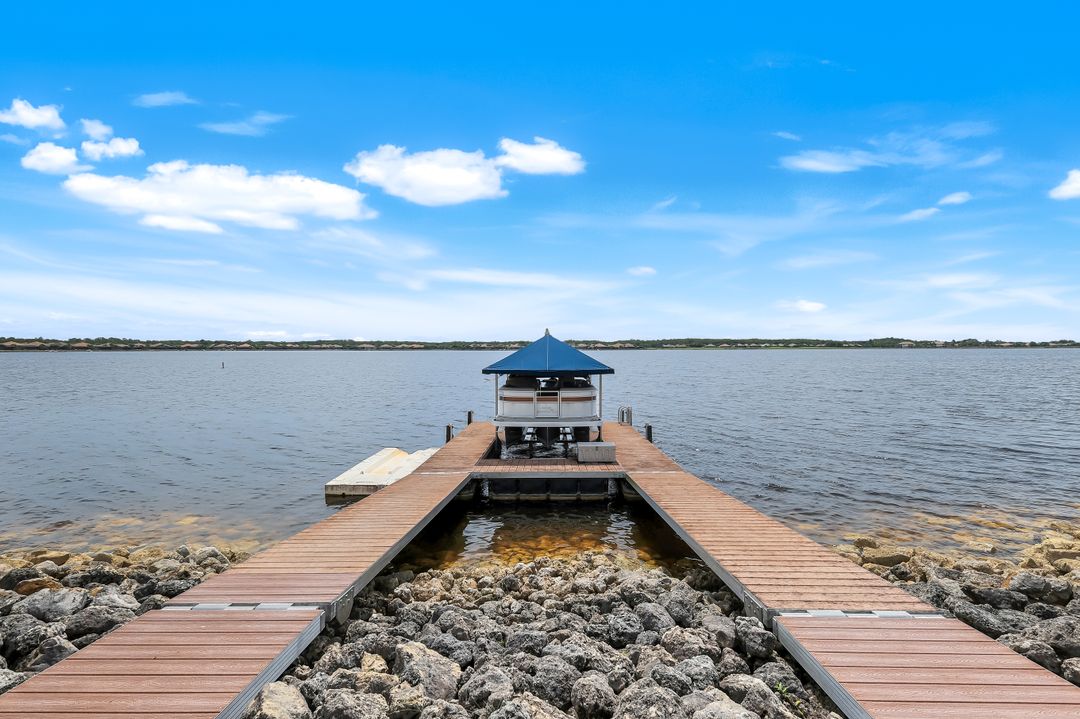 9380 Slate Ct, Naples, FL 34120