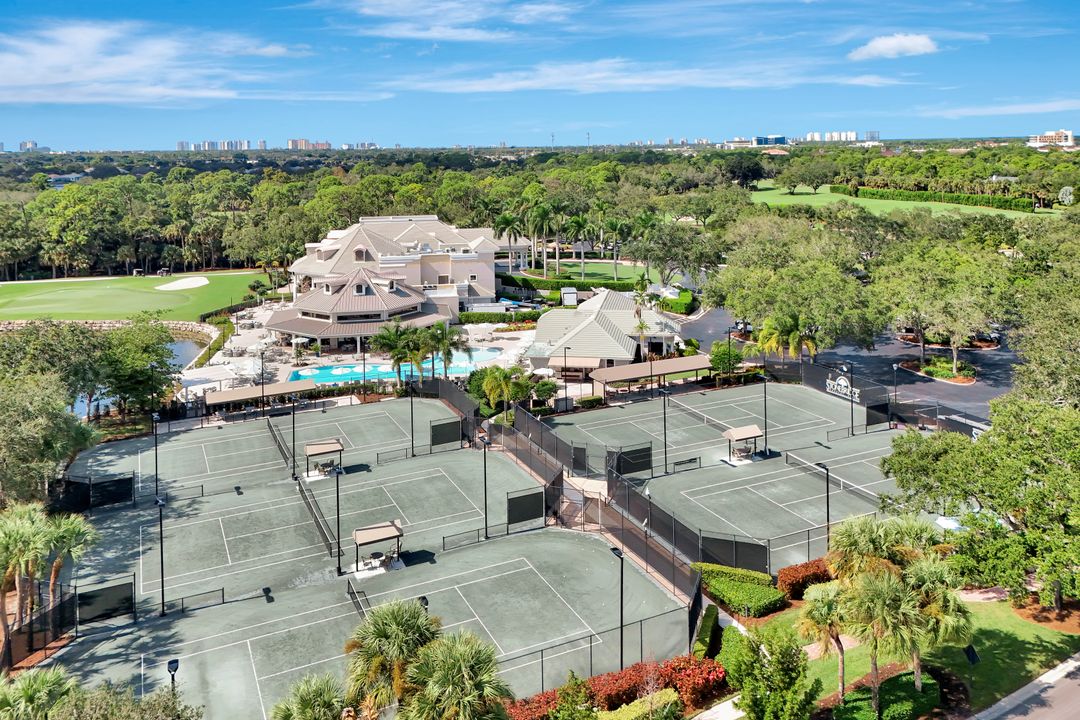 2300 Carrington Ct #203, Naples, FL 34109