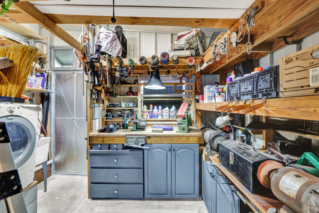 27543 Hoenie Dr, Bonita Springs, FL 34135