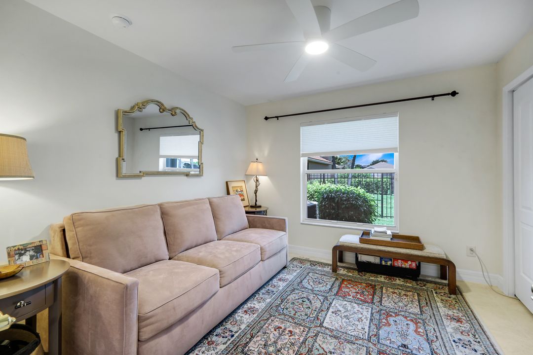 1654 Triangle Palm Terrace, Naples, FL 34119