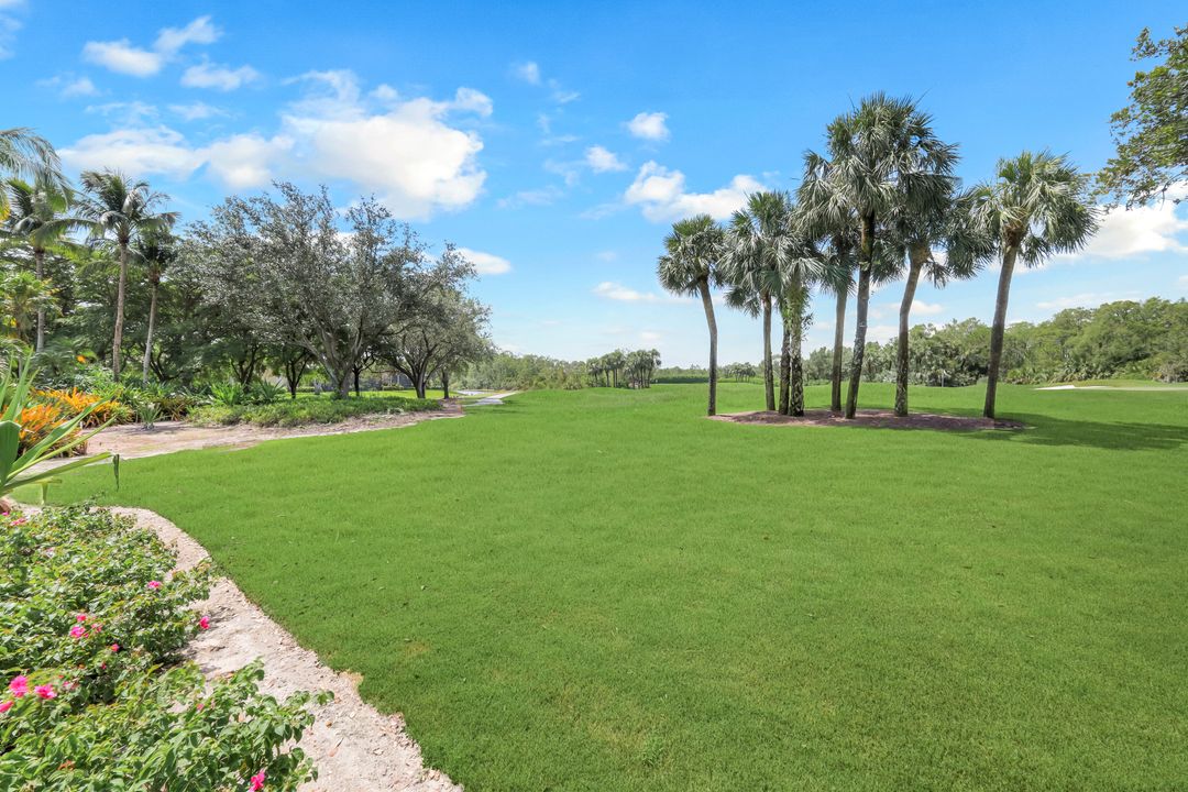 23092 Shady Knoll Dr, Bonita Springs, FL 34135