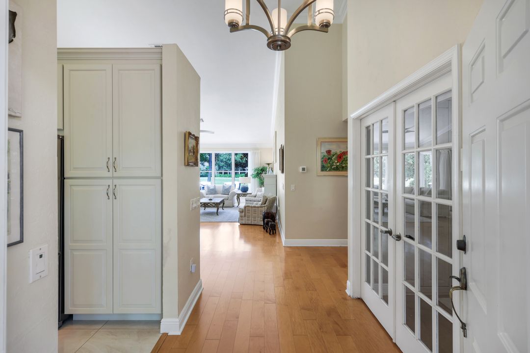 6619 Trident Way, Naples, FL 34108