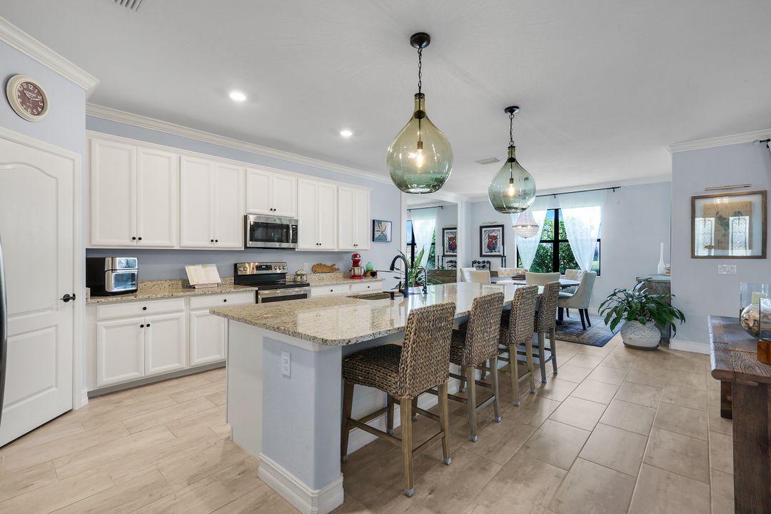 11983 Loblolly Pine Ct, Fort Myers, FL 33913