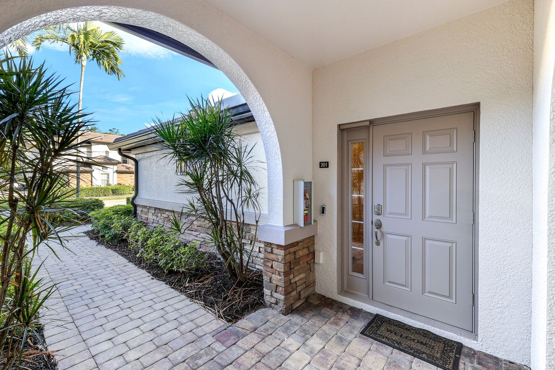 9509 Ironstone Terrace #201, Naples, FL 34120