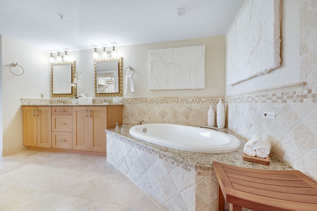 26880 Wedgewood Dr #305, Bonita Springs, FL 34134