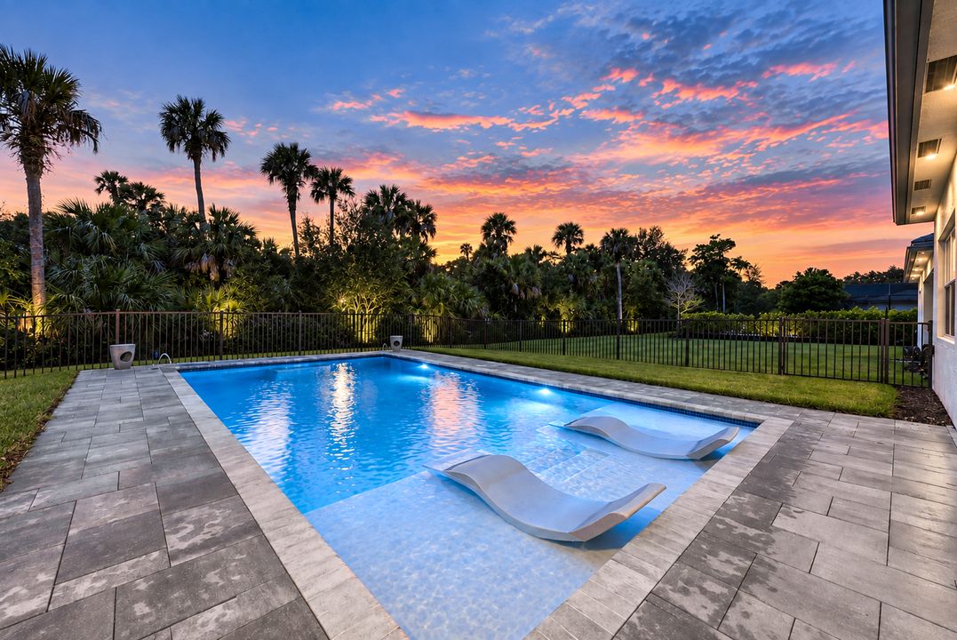 11855 Gardenia Ave, Naples, FL 34120