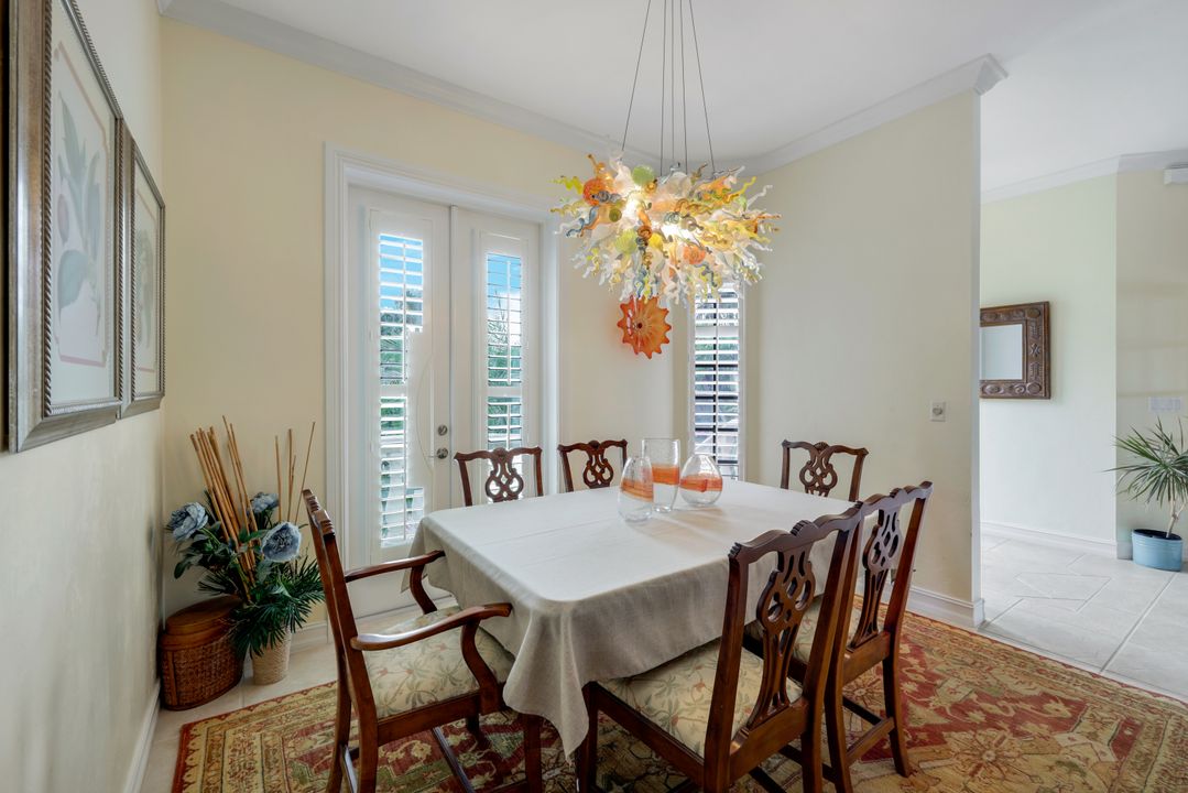 201 San Mateo Dr, Bonita Springs, FL 34134