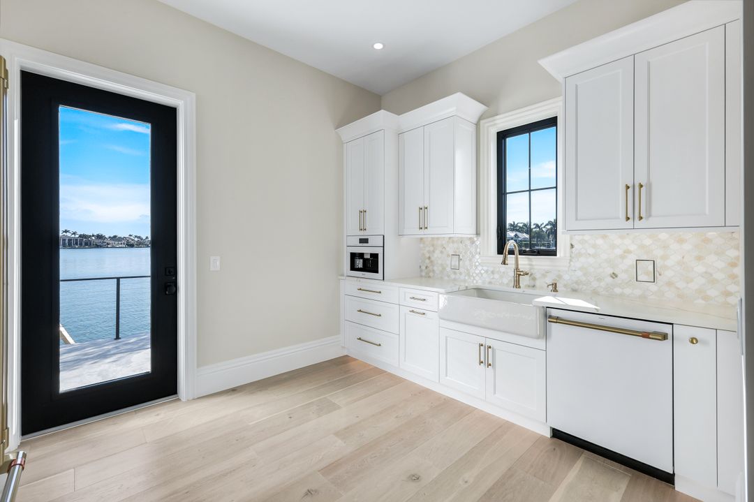 1451 Salvadore Ct, Marco Island, FL 34145