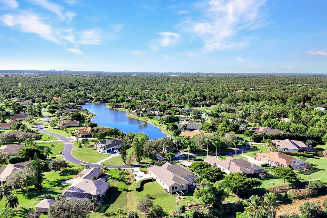 15321 Blackhawk Dr, Fort Myers, FL 33912