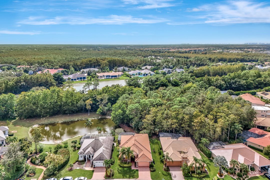 12910 Silverthorn Ct, Bonita Springs, FL 34135