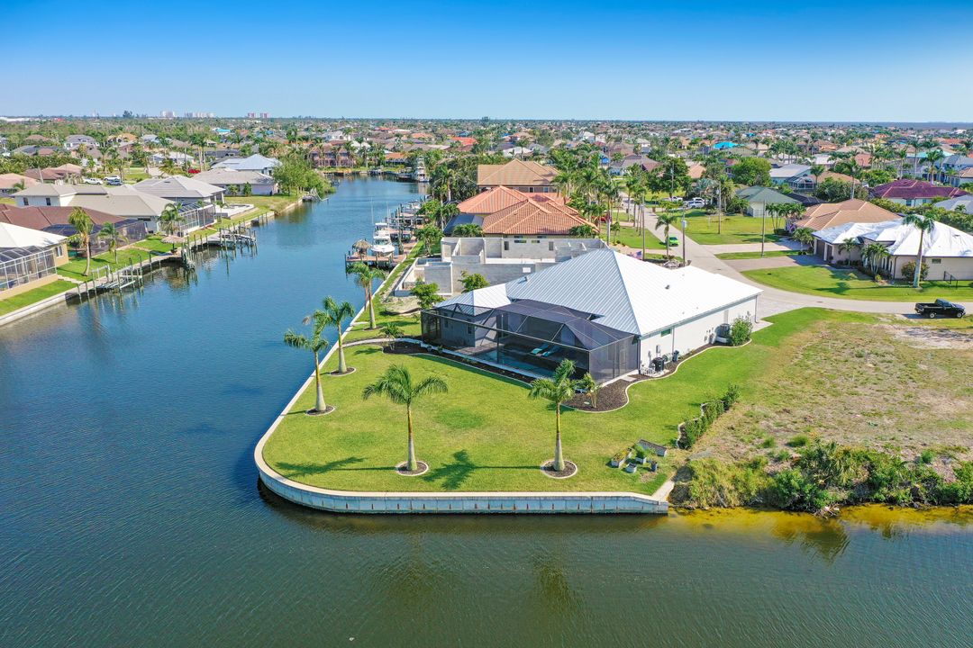 2519 SW 27th Ave, Cape Coral, FL 33914