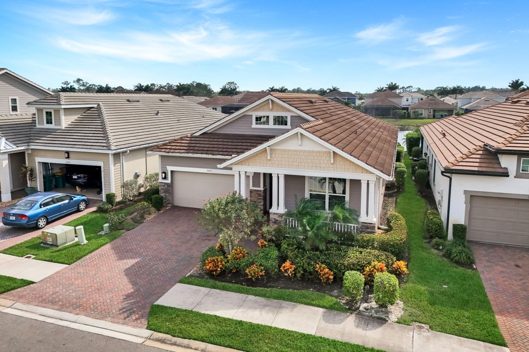 3529 Pilot Cir, Naples, FL 34120