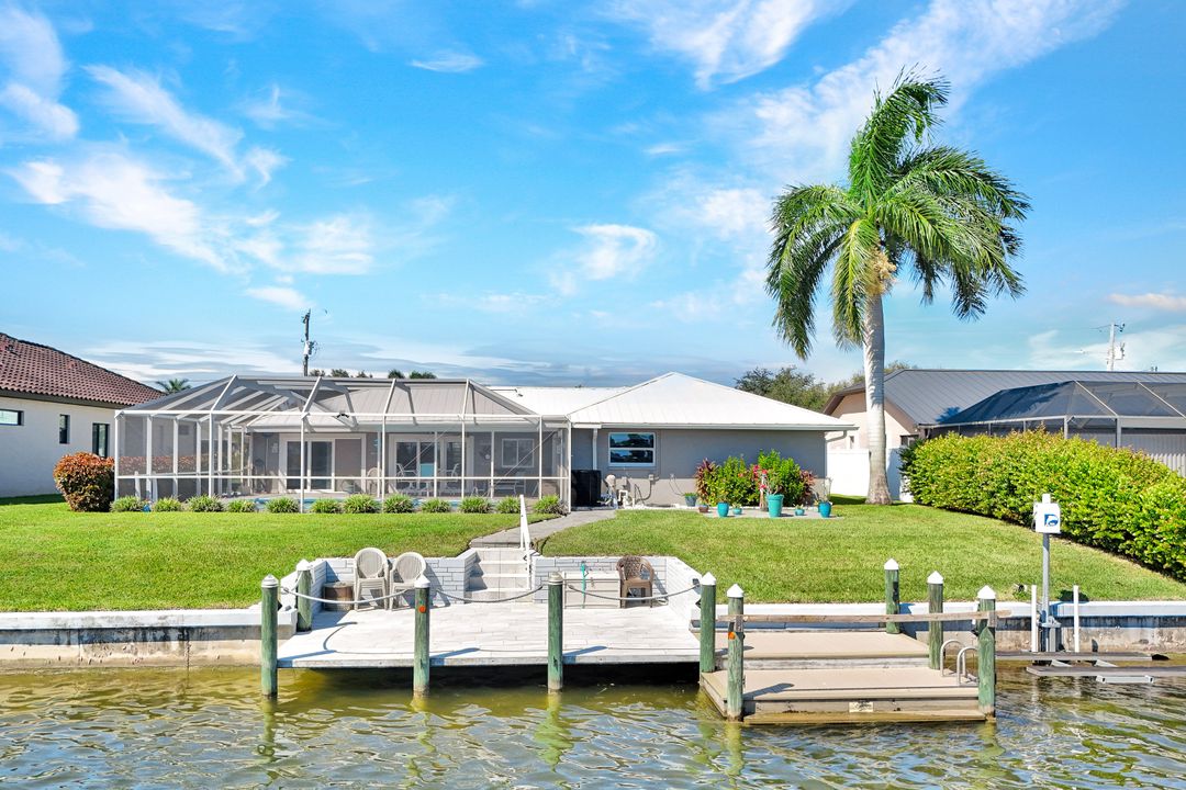 809 SW 2nd Ave, Cape Coral, FL 33991