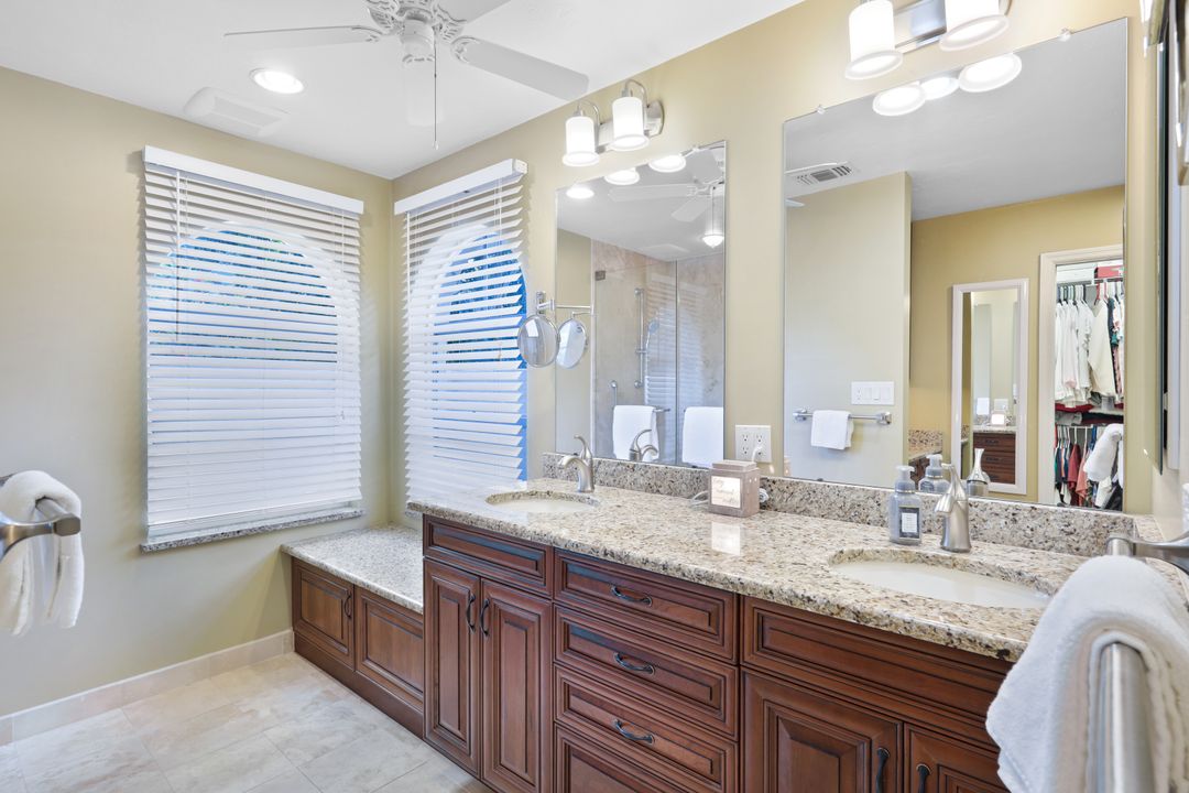 634 Astarias Cir SW, Fort Myers, FL 33919