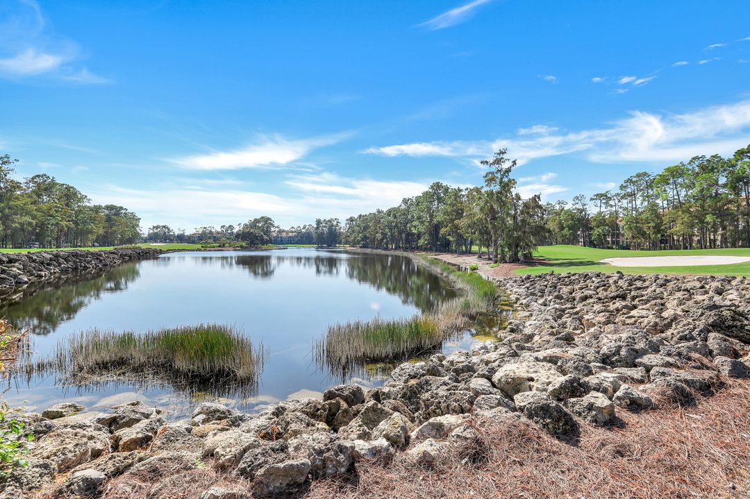 8285 Danbury Blvd #207, Naples, FL 34120