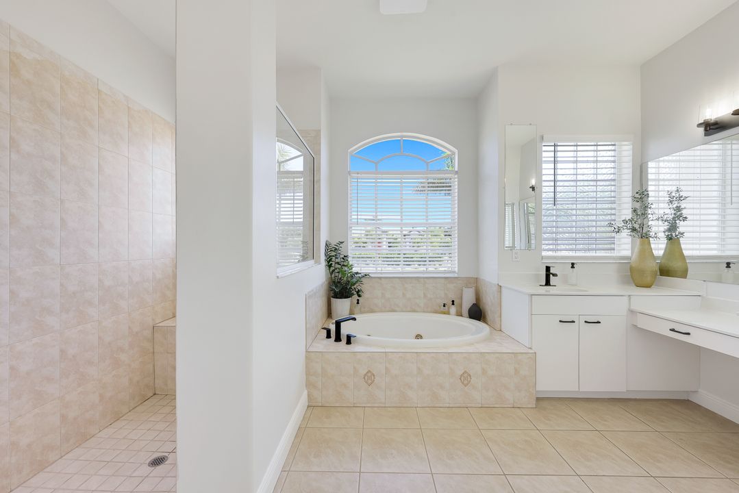 3106 SW 26th Ct, Cape Coral, FL 33914