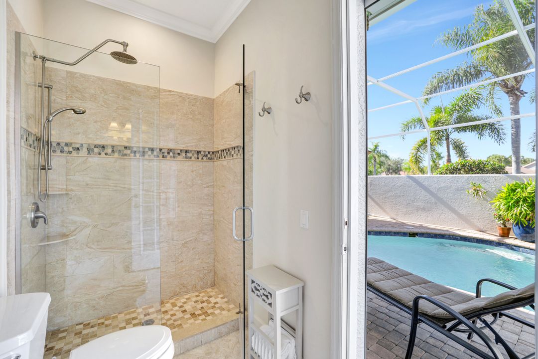 6151 Ashwood Ln, Naples, FL 34110