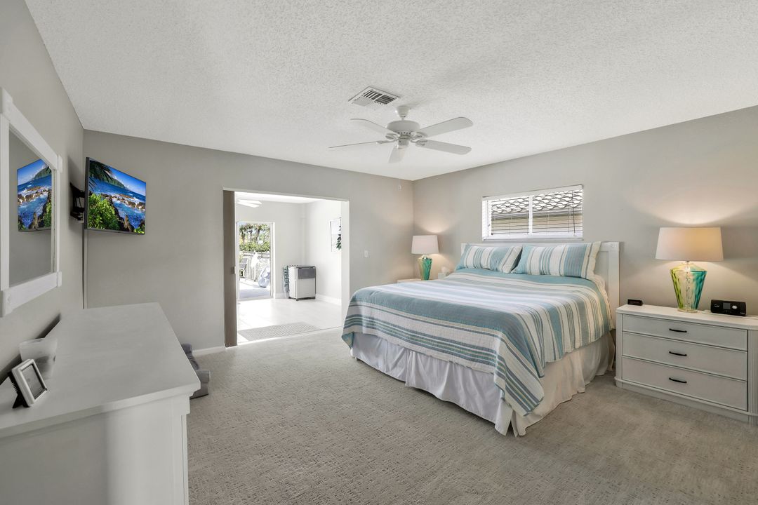 4630 Ashton Ct, Naples, FL 34112