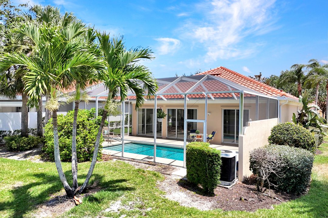 3713 Whidbey Way, Naples, FL 34119