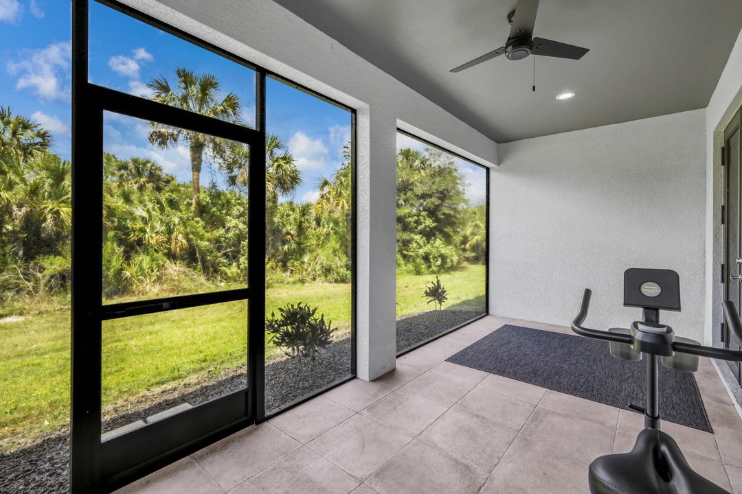 79 41st Ave NE, Naples, FL 34120