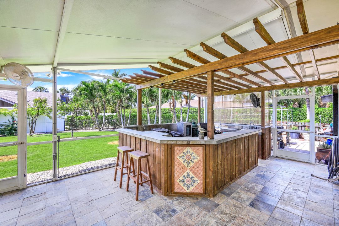 27111 Flossmoor Dr, Bonita Springs, FL 34135