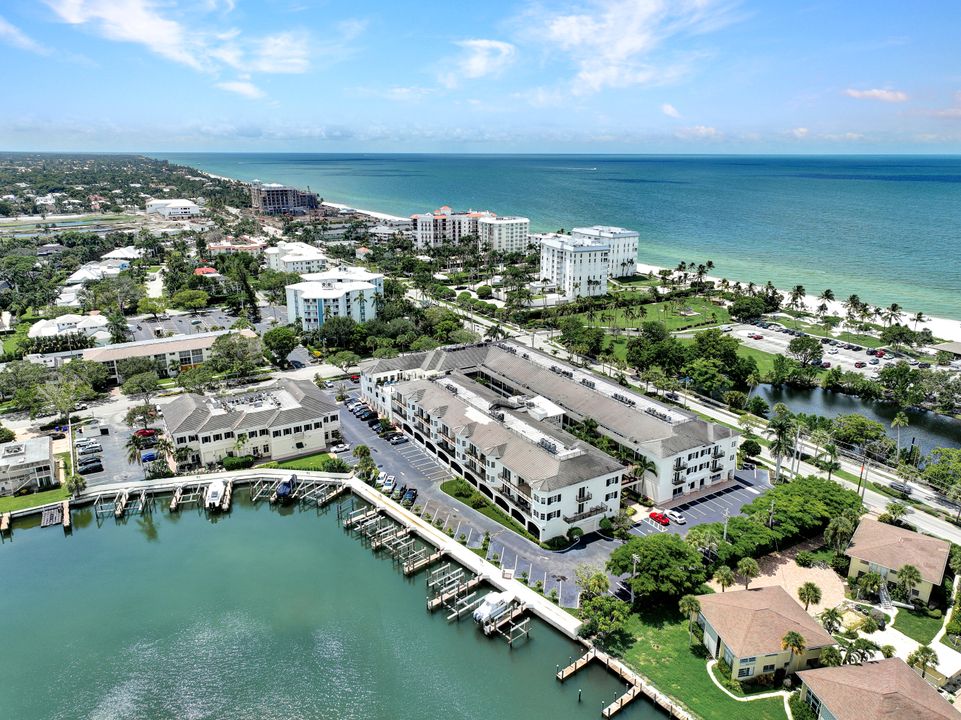 1400 Gulf Shore Blvd N #203, Naples, FL 34102