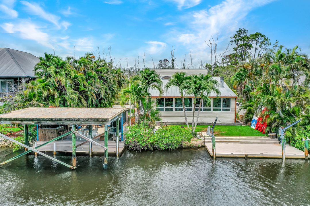 1600 Port Ave, Naples, FL 34104