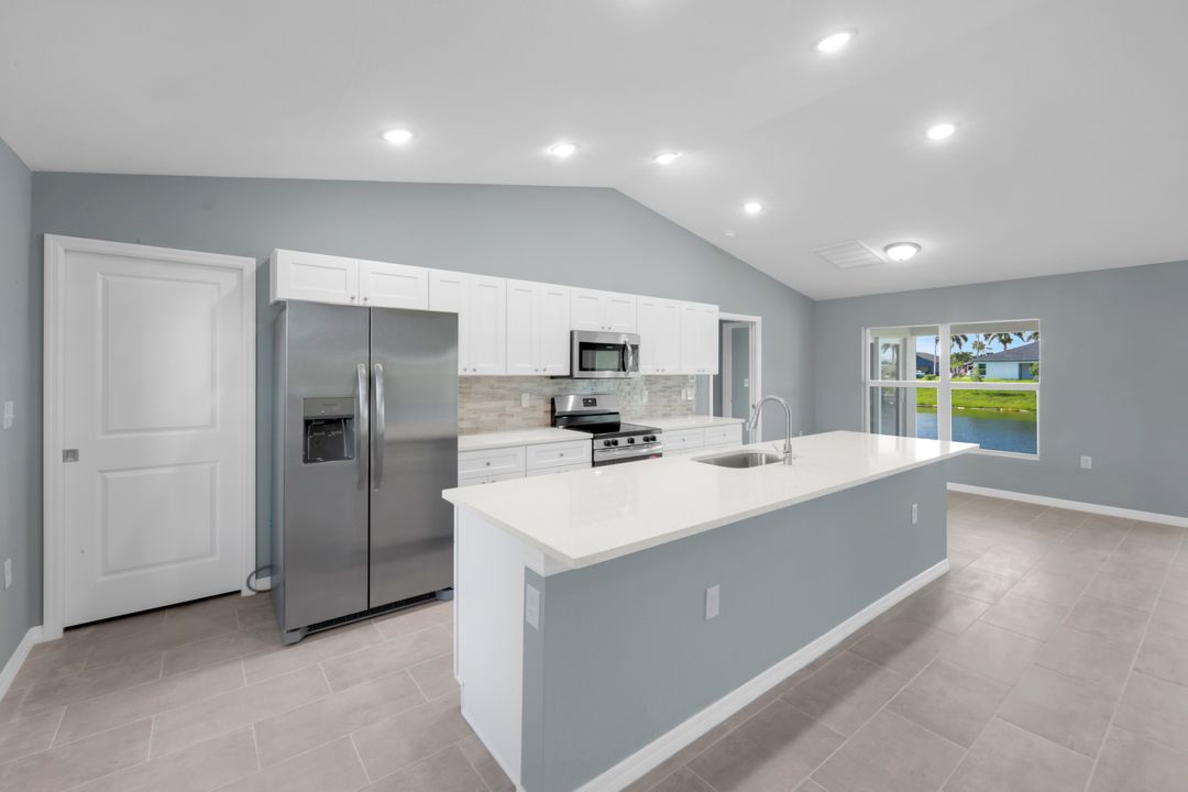 2224 NW 25th Terrace, Cape Coral, FL 33993