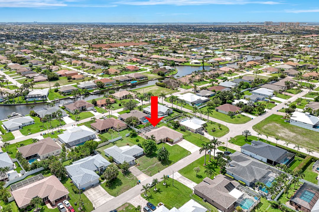 4327 SW 19th Ave, Cape Coral, FL 33914