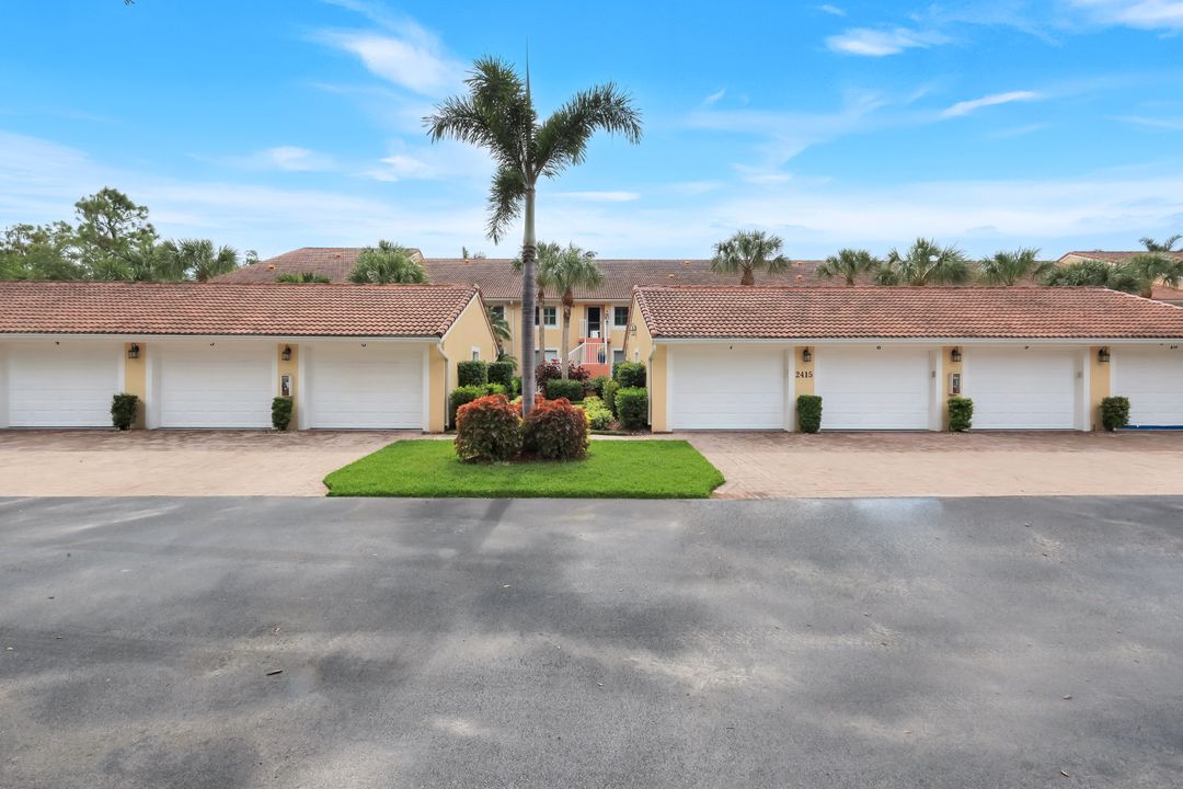 2415 Bayou Ln #3, Naples, FL 34112