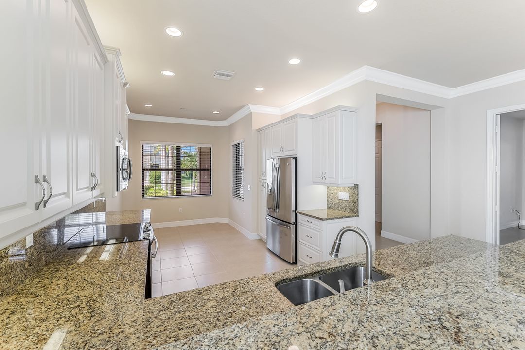 13644 Mandarin Cir, Naples, FL 34109