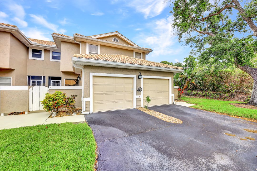 411 Emerald Bay Cir #A7, Naples, FL 34110