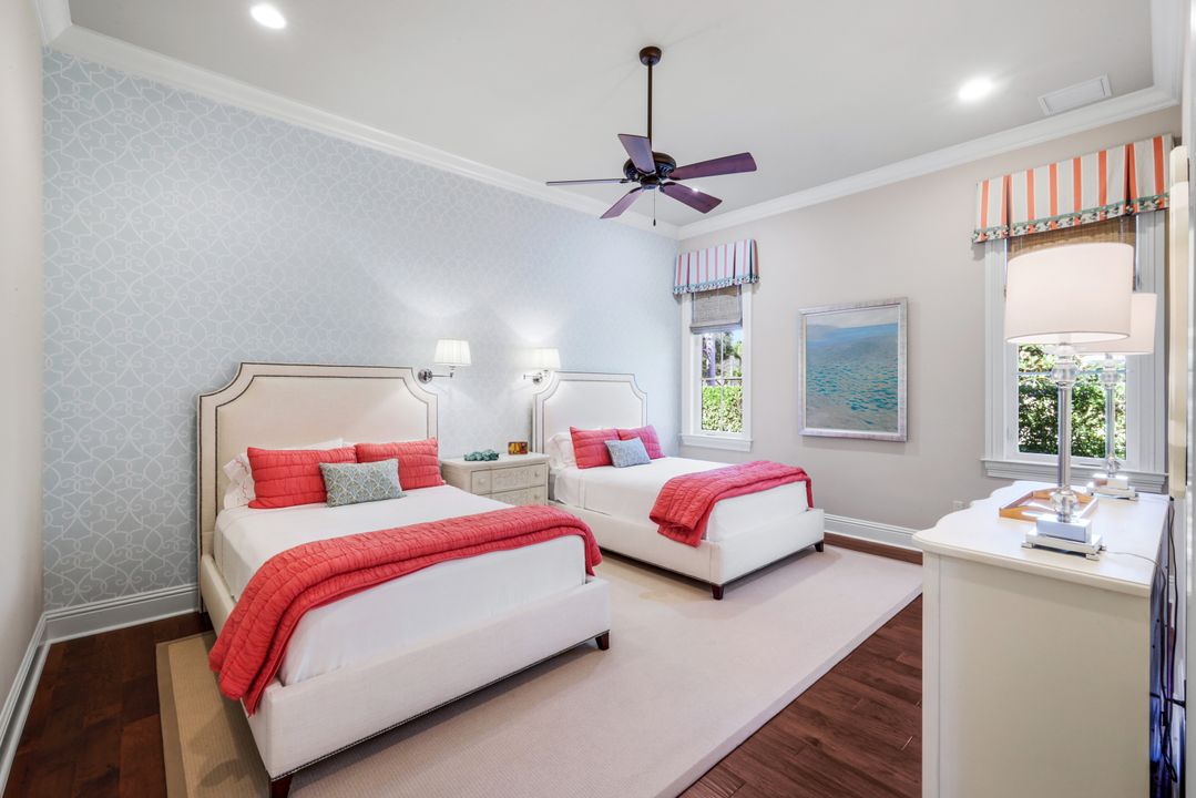 3122 Dahlia Way, Naples, FL 34105