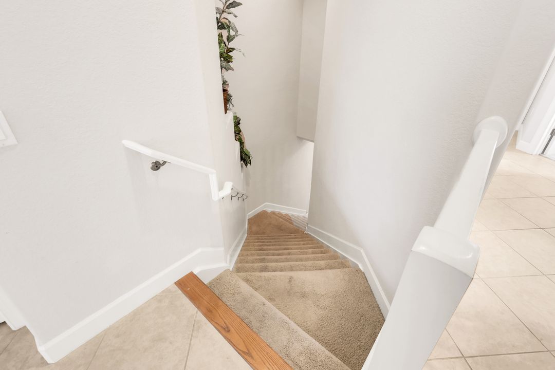 8771 Coastline Ct #201, Naples, FL 34120