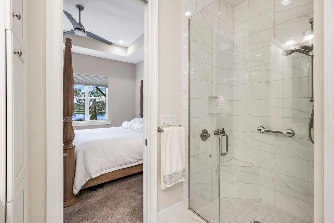 5802 Haiti Dr, Naples, FL 34112