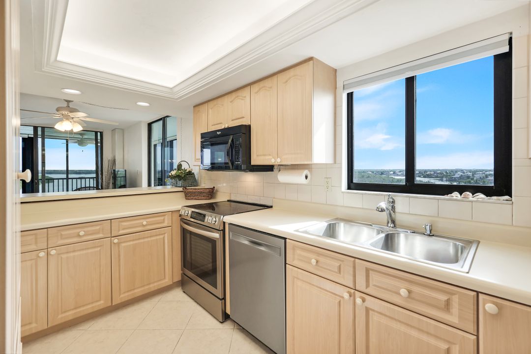 26171 Hickory Blvd #8B, Bonita Springs, FL 34134