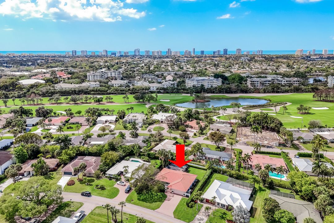 87 Burning Tree Dr, Naples, FL 34105