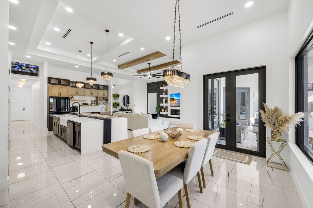 1104 E 6th St, Lehigh Acres, FL 33972