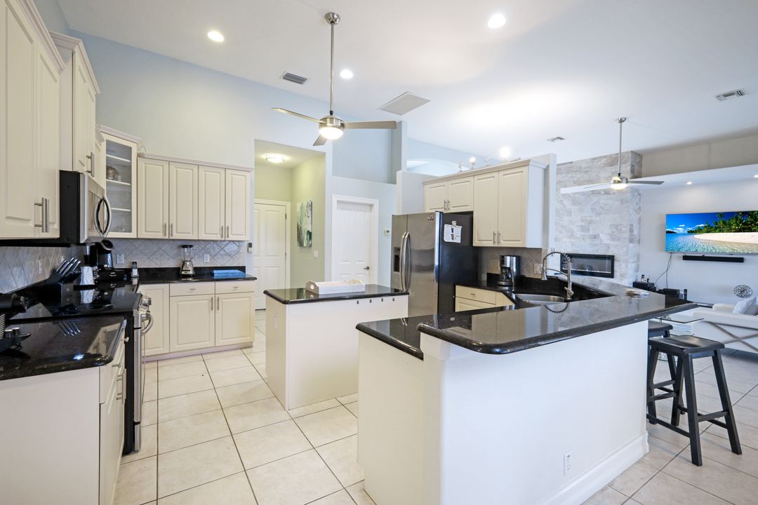 2834 SW 49th Terrace, Cape Coral, FL 33914