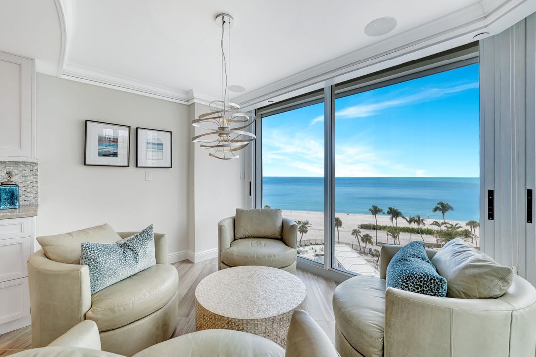 4041 Gulf Shore Blvd N #703, Naples, FL 34103